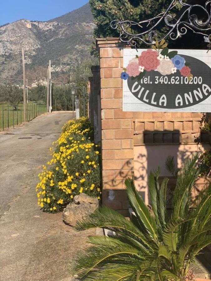 Villa Anna 卡斯特罗齐耶罗 外观 照片
