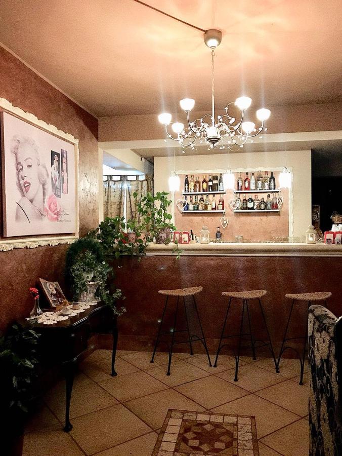 Villa Anna 卡斯特罗齐耶罗 外观 照片